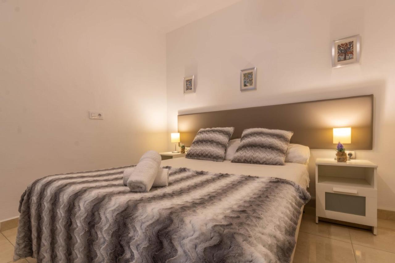 Apartamento Jardines De Murillo Seville Ngoại thất bức ảnh